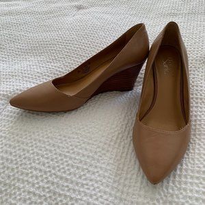 Franco Sarto Frankie Wedge Pumps, Taupe Leather, Size 7.5